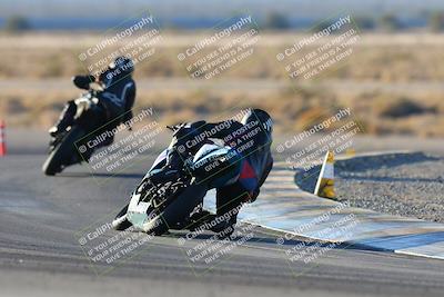 media/Jan-11-2025-CVMA (Sat) [[ddeb3f563a]]/Race 14-500-350 Supersport/